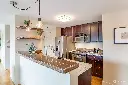 209 N 39th Street UNIT 303, Seattle, WA 98103 