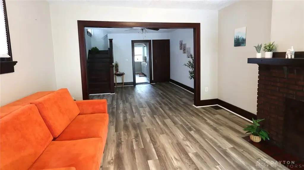 1232 Vernon Dr, Dayton, OH 45402 