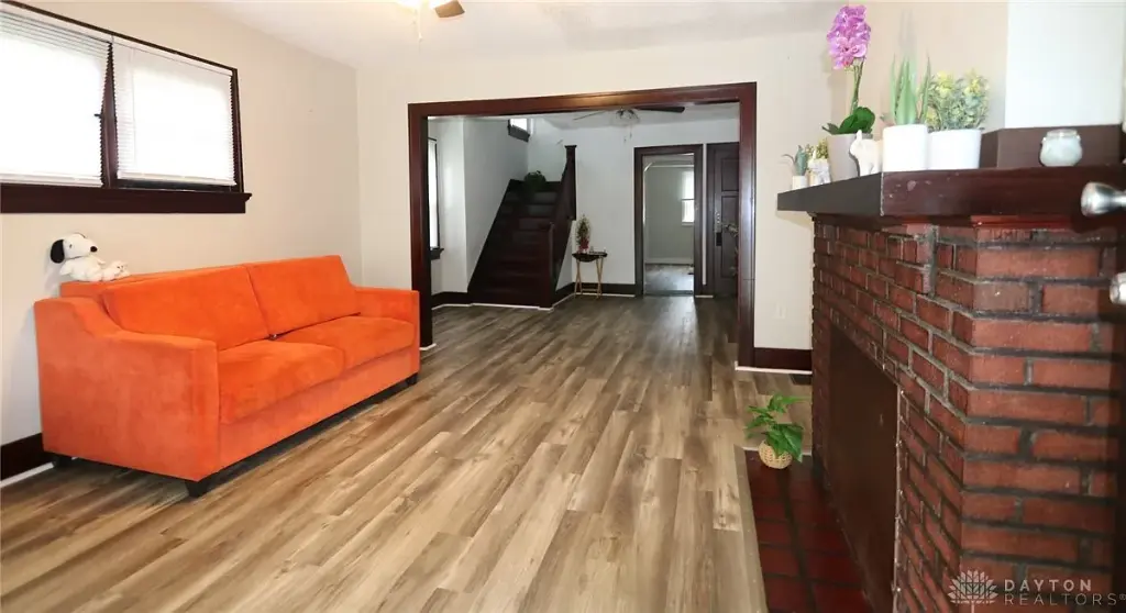 1232 Vernon Dr, Dayton, OH 45402 