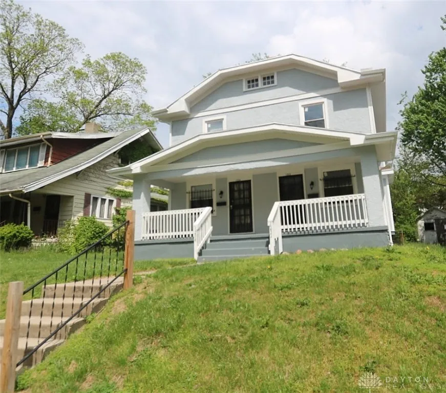 1232 Vernon Dr, Dayton, OH 45402 
