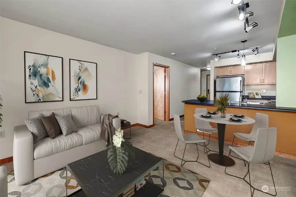 827 Hiawatha Place S UNIT 312, Seattle, WA 98144 