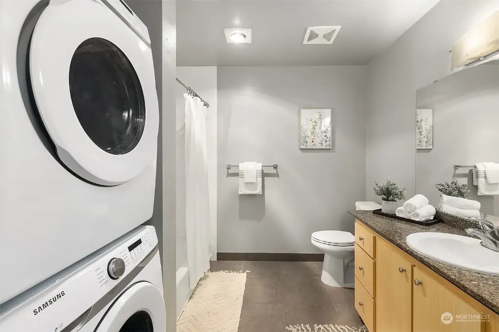 425 23rd Avenue S UNIT A304, Seattle, WA 98144 
