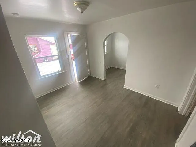 309 W D St, Yakima, WA 98902 
