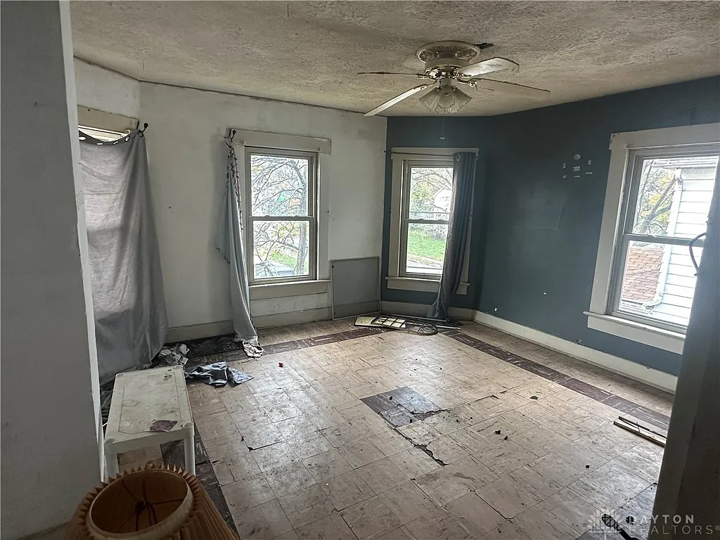 3411 E 5th St, Dayton, OH 45403 
