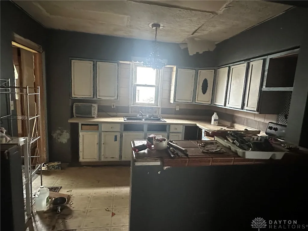 3411 E 5th St, Dayton, OH 45403 