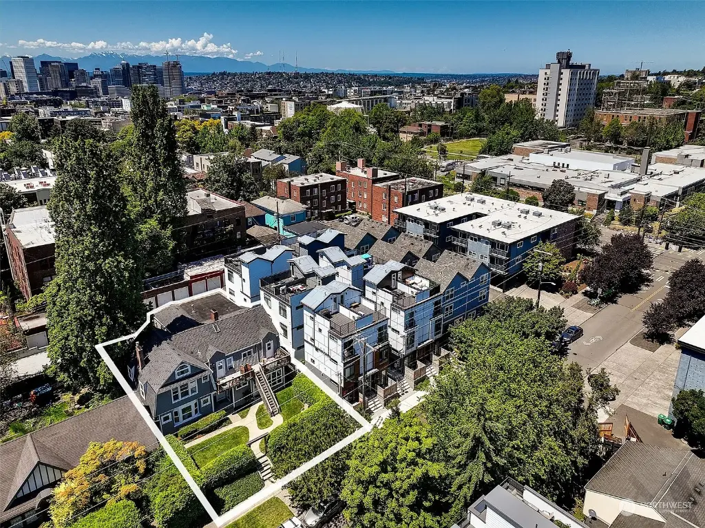 1111 18th Avenue, Seattle, WA 98122 