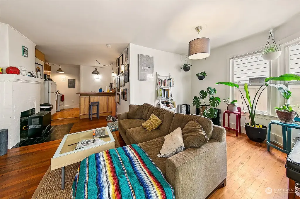1111 18th Avenue, Seattle, WA 98122 