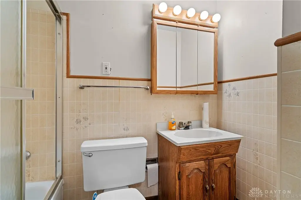 4300 Mozart Ave, Dayton, OH 45424 