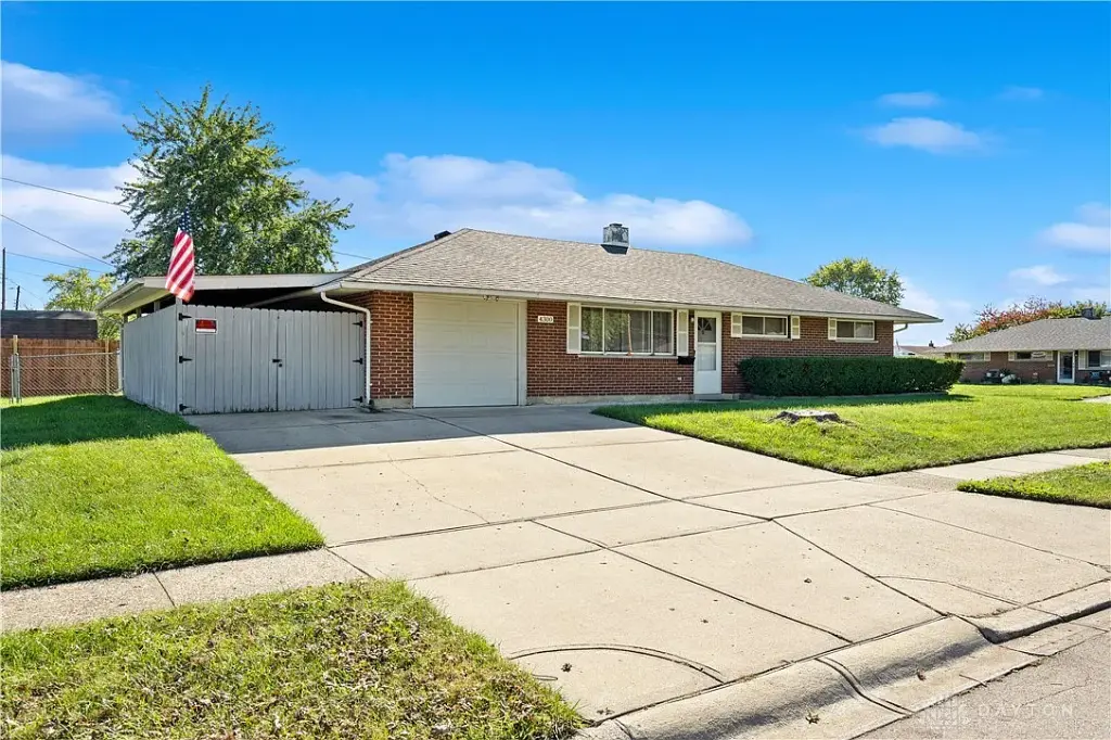 4300 Mozart Ave, Dayton, OH 45424 