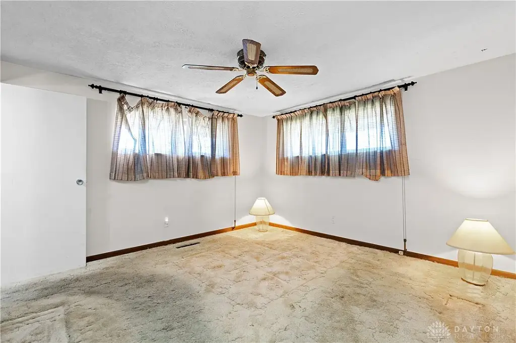 4300 Mozart Ave, Dayton, OH 45424 