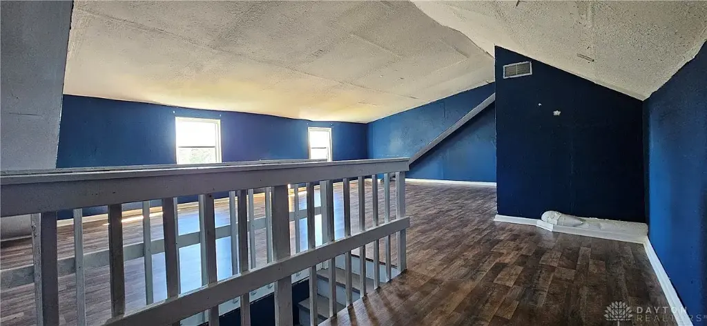3025 Old Troy Pike, Dayton, OH 45404 