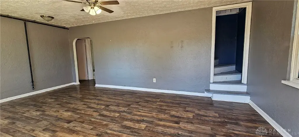 3025 Old Troy Pike, Dayton, OH 45404 