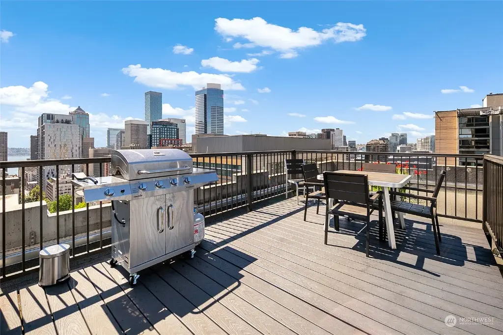 1105 Spring Street UNIT 911, Seattle, WA 98104 
