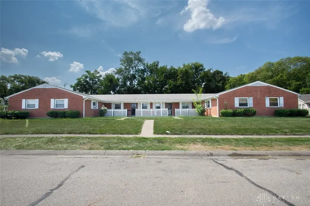 1201 Bishop Dr, Dayton, OH 45449 