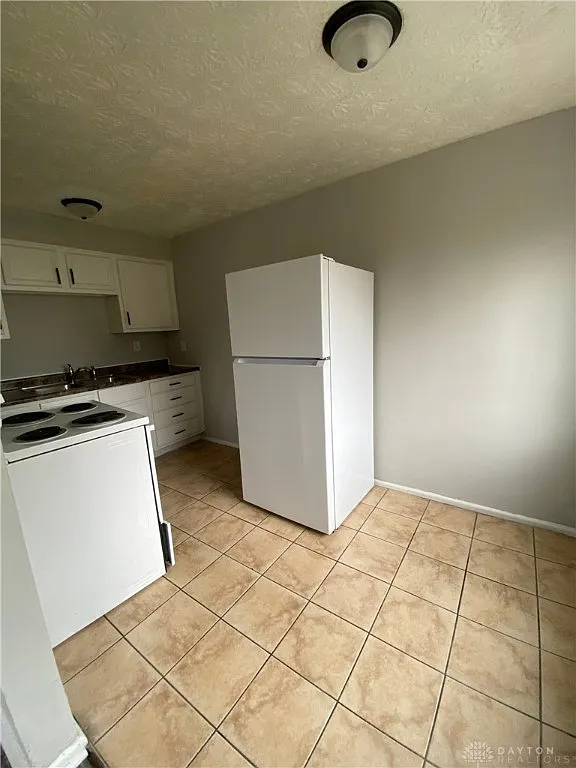 607 W Fairview Ave, Dayton, OH 45405 