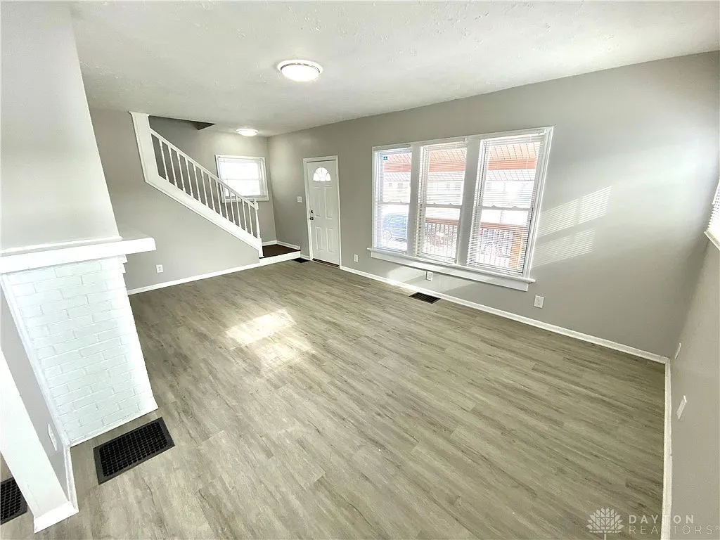 279 S Findlay St, Dayton, OH 45403 