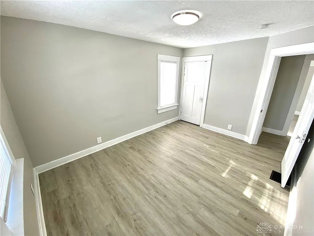 279 S Findlay St, Dayton, OH 45403 