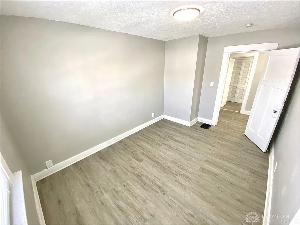 279 S Findlay St, Dayton, OH 45403 