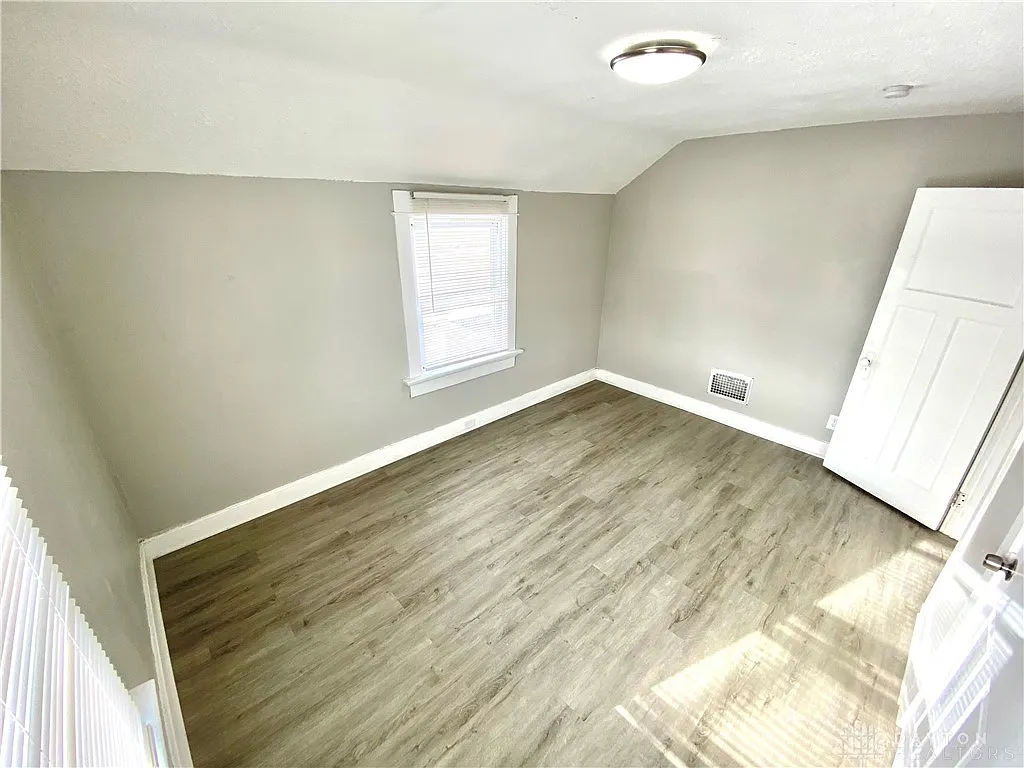 279 S Findlay St, Dayton, OH 45403 