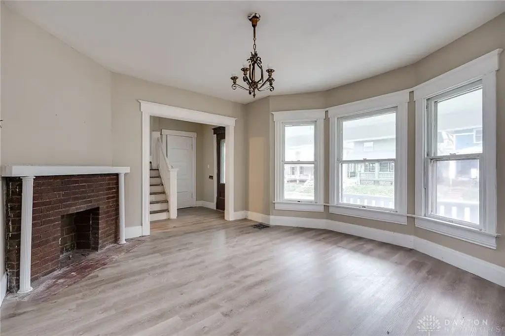 129 Marathon Ave, Dayton, OH 45405 