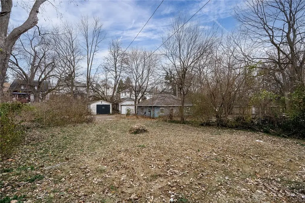129 Marathon Ave, Dayton, OH 45405 