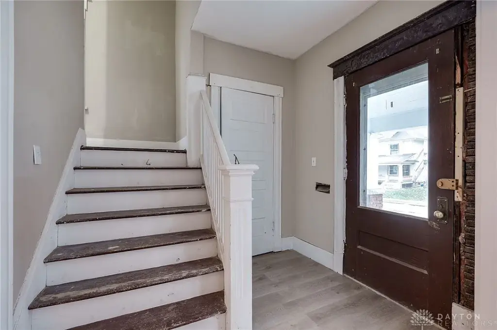 129 Marathon Ave, Dayton, OH 45405 