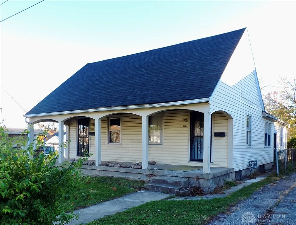 1022 Cherry Dr, Dayton, OH 45406 