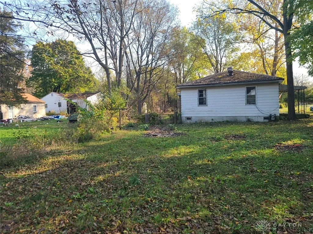 Ranch Home with Quiet Charm – Ready for Updates
