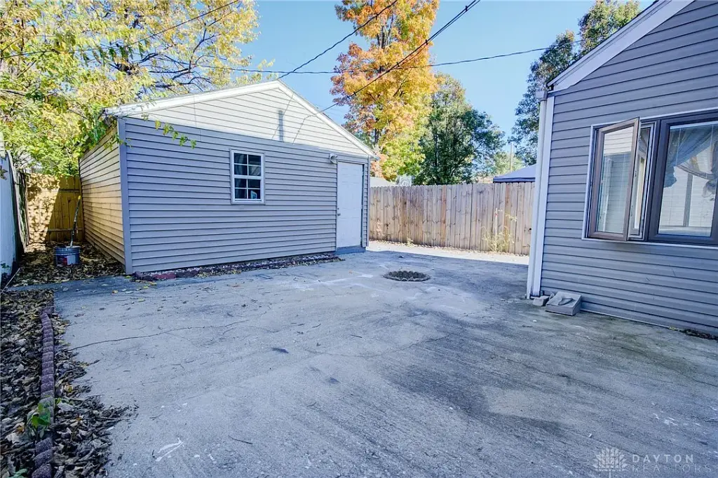 1112 Linden Ave, Dayton, OH 45410 