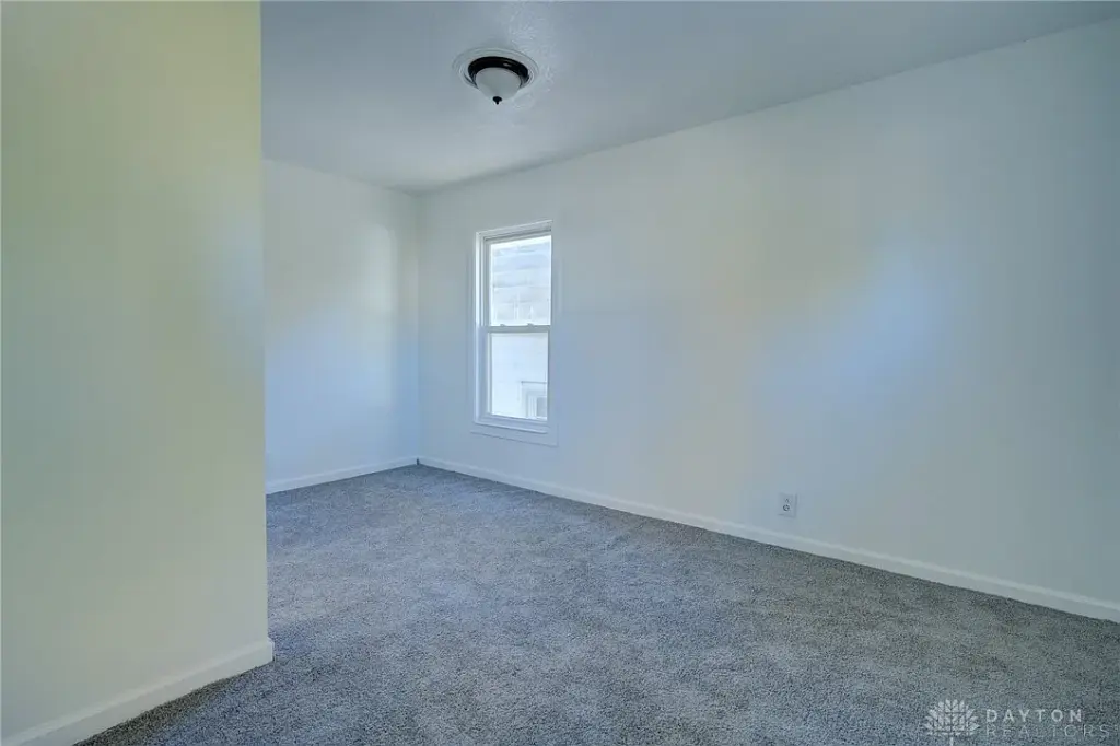 1112 Linden Ave, Dayton, OH 45410 