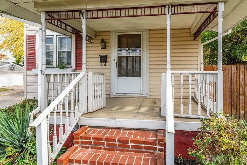 302 Illinois Ave, Dayton, OH 45410 