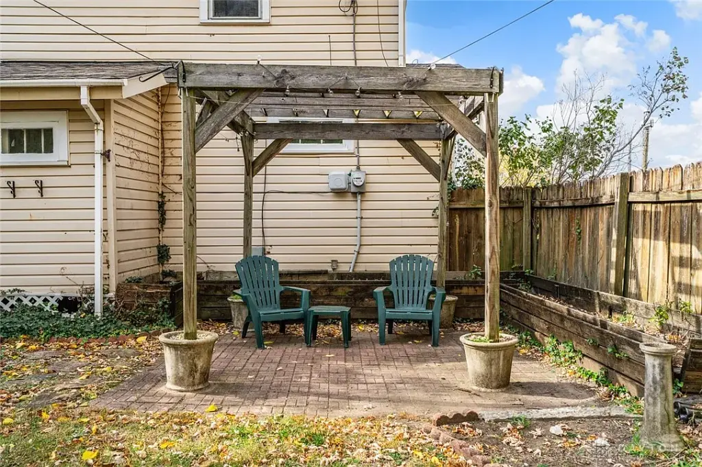 302 Illinois Ave, Dayton, OH 45410 