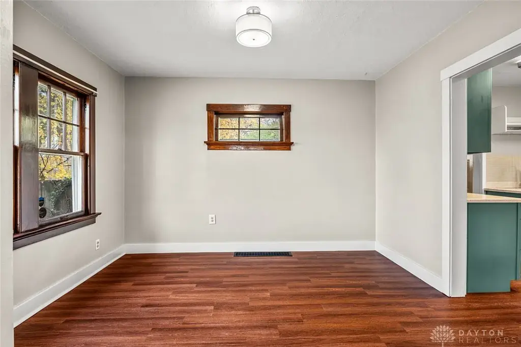 302 Illinois Ave, Dayton, OH 45410 