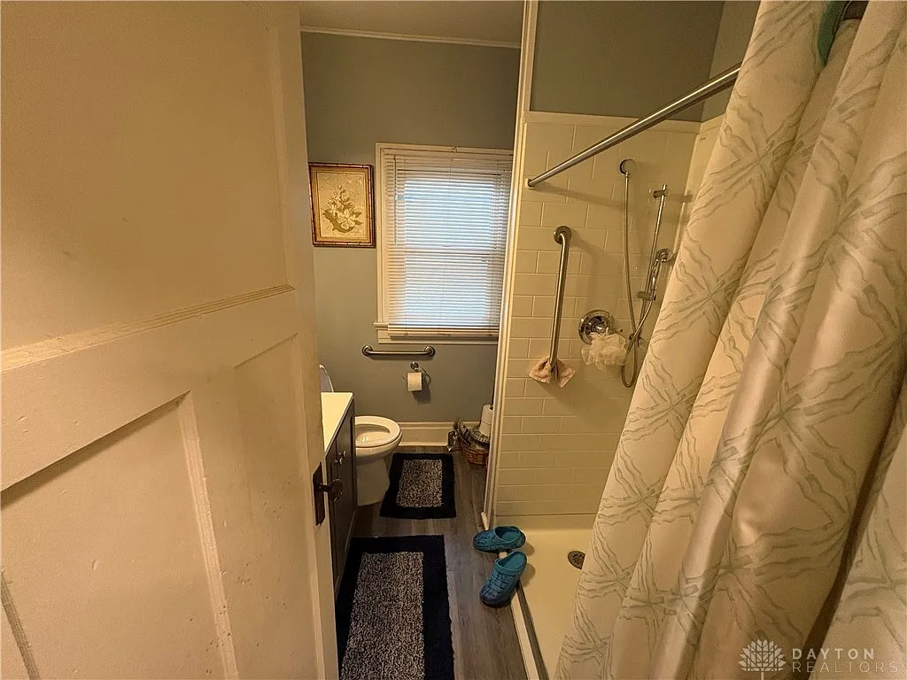 374 Bolander Ave, Dayton, OH 45417 