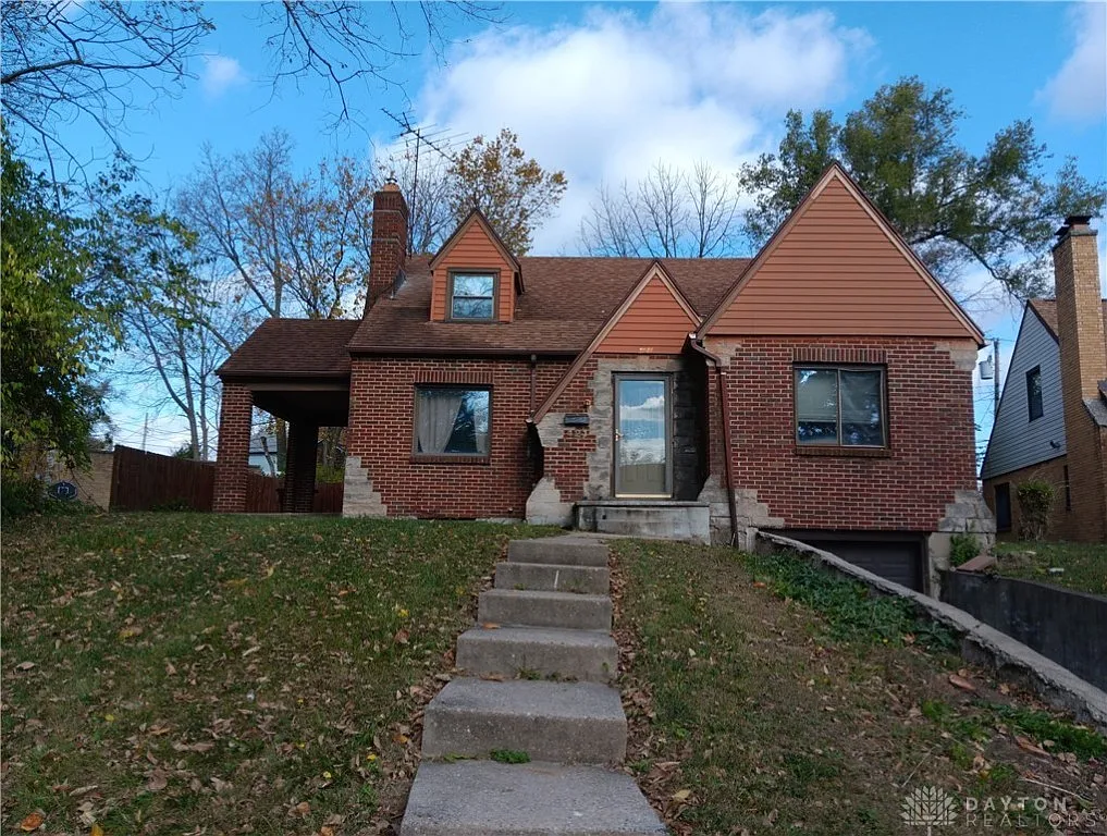 421 W Hudson Ave, Dayton, OH 45406 