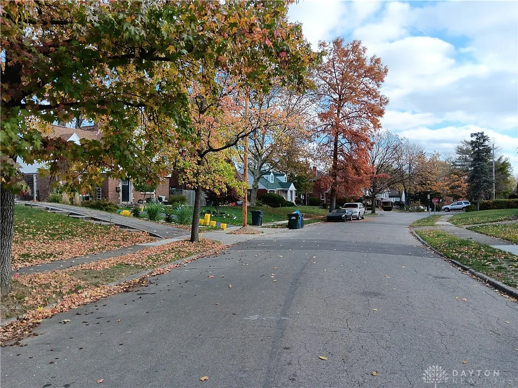 421 W Hudson Ave, Dayton, OH 45406 