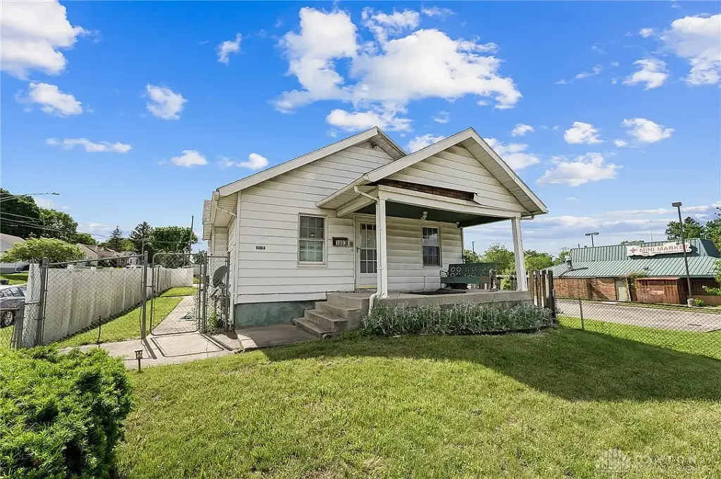 Well-Maintained Home with Modern Updates and Expansive Lot