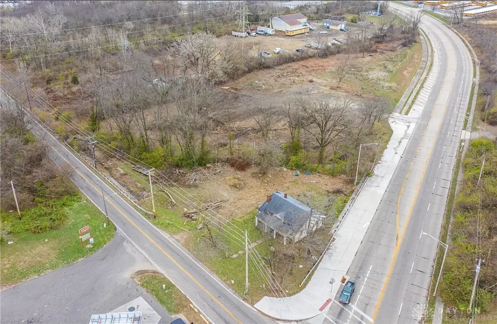 4568 Little Richmond Rd, Dayton, OH 45417 