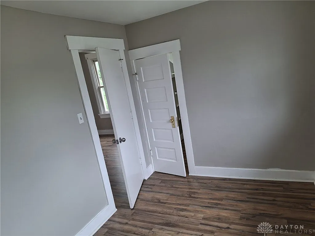 Elegant home with spacious living areas, modern kitchen, and luxurious master suite