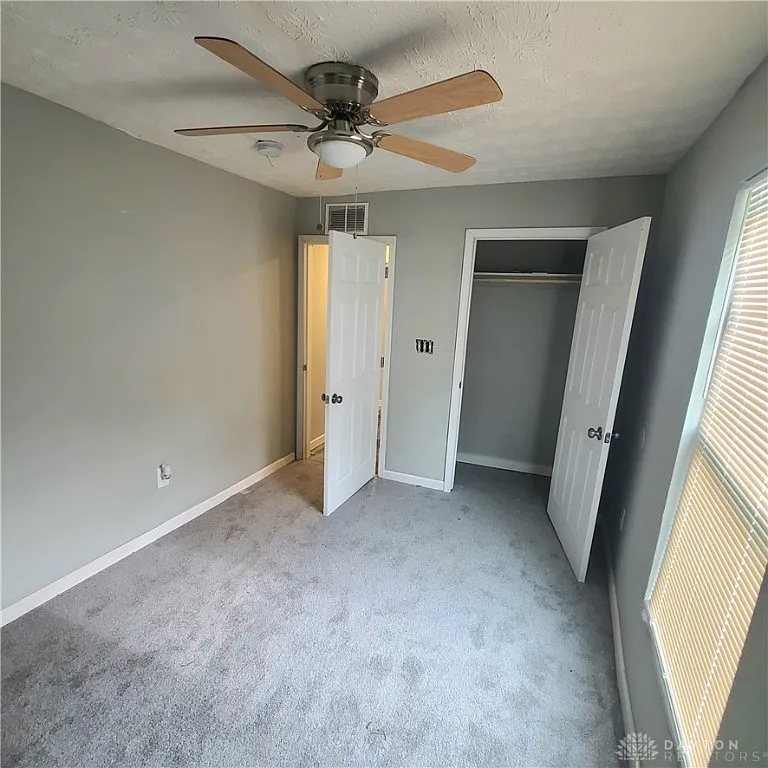 1425 Shaftesbury Rd, Dayton, OH 45406 