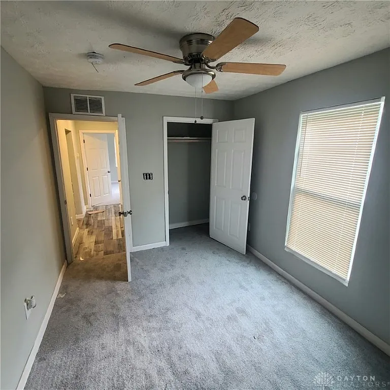 1425 Shaftesbury Rd, Dayton, OH 45406 