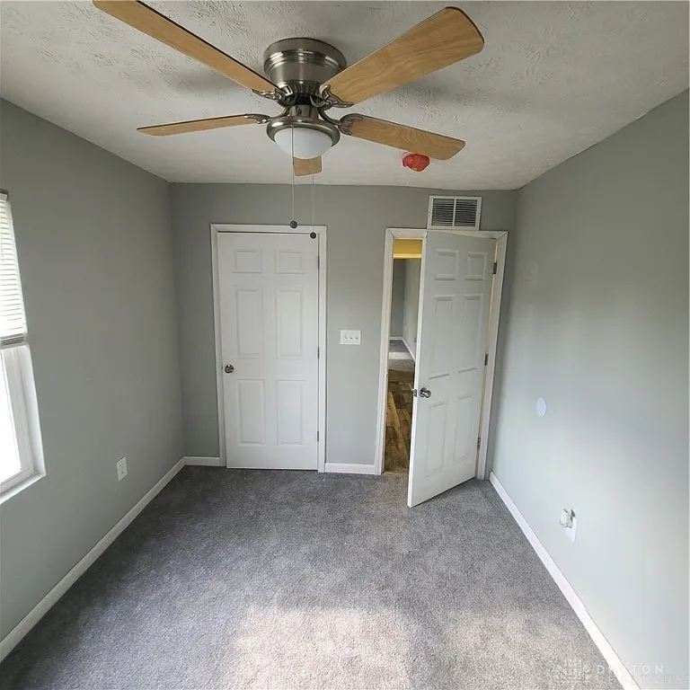 1425 Shaftesbury Rd, Dayton, OH 45406 