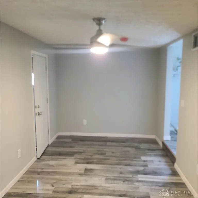 1425 Shaftesbury Rd, Dayton, OH 45406 