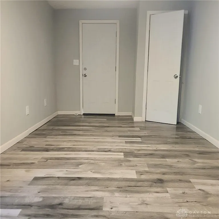 1425 Shaftesbury Rd, Dayton, OH 45406 