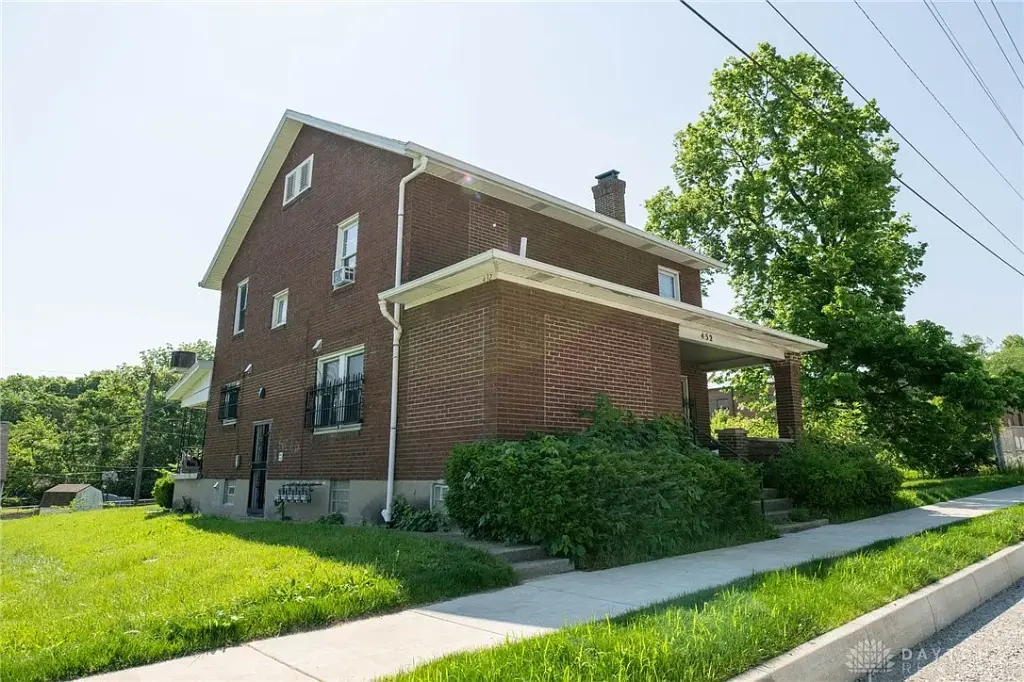 432 N Gettysburg Ave, Dayton, OH 45417 