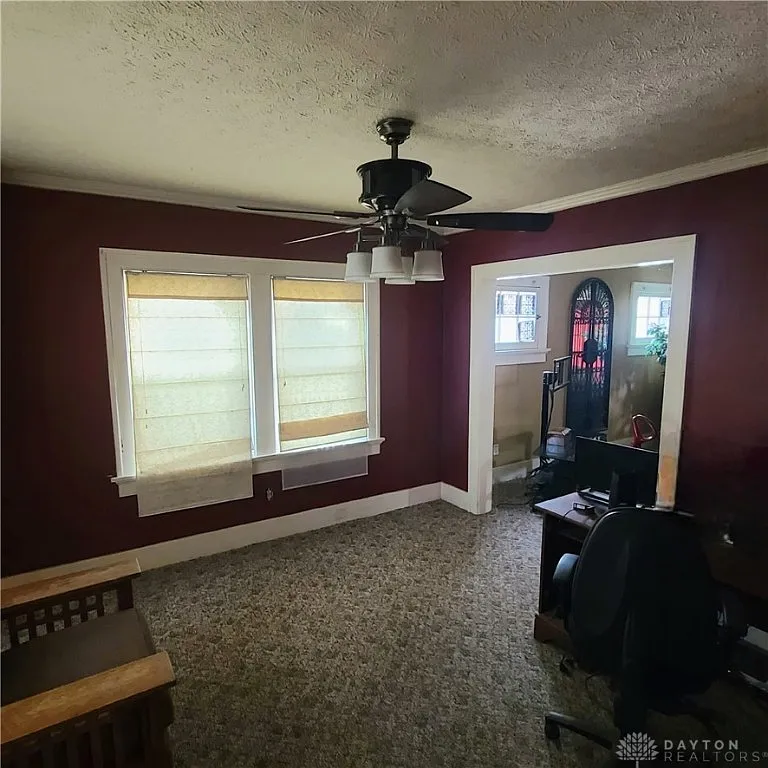 69 E Beechwood Ave, Dayton, OH 45405 