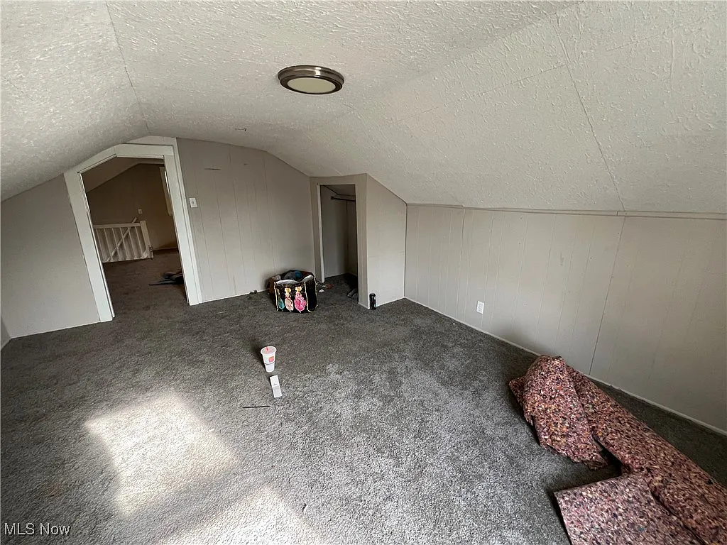 6210 Pear Ave, Cleveland, OH 44102 