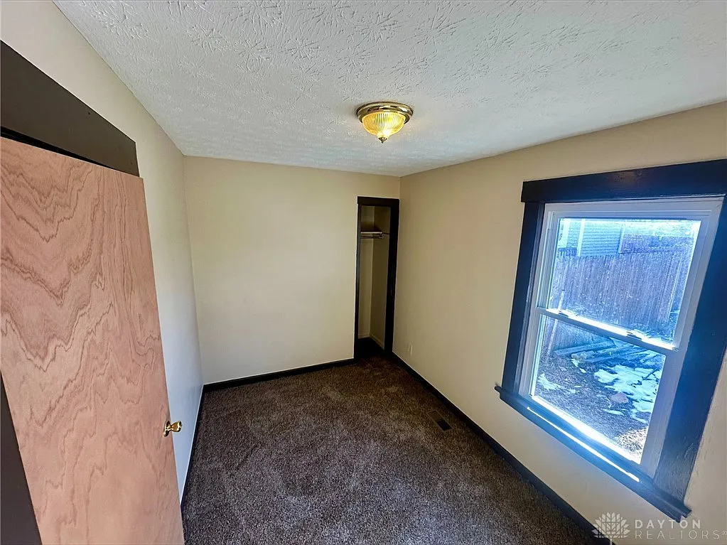 2010 Yankee Rd, Middletown, OH 45044 