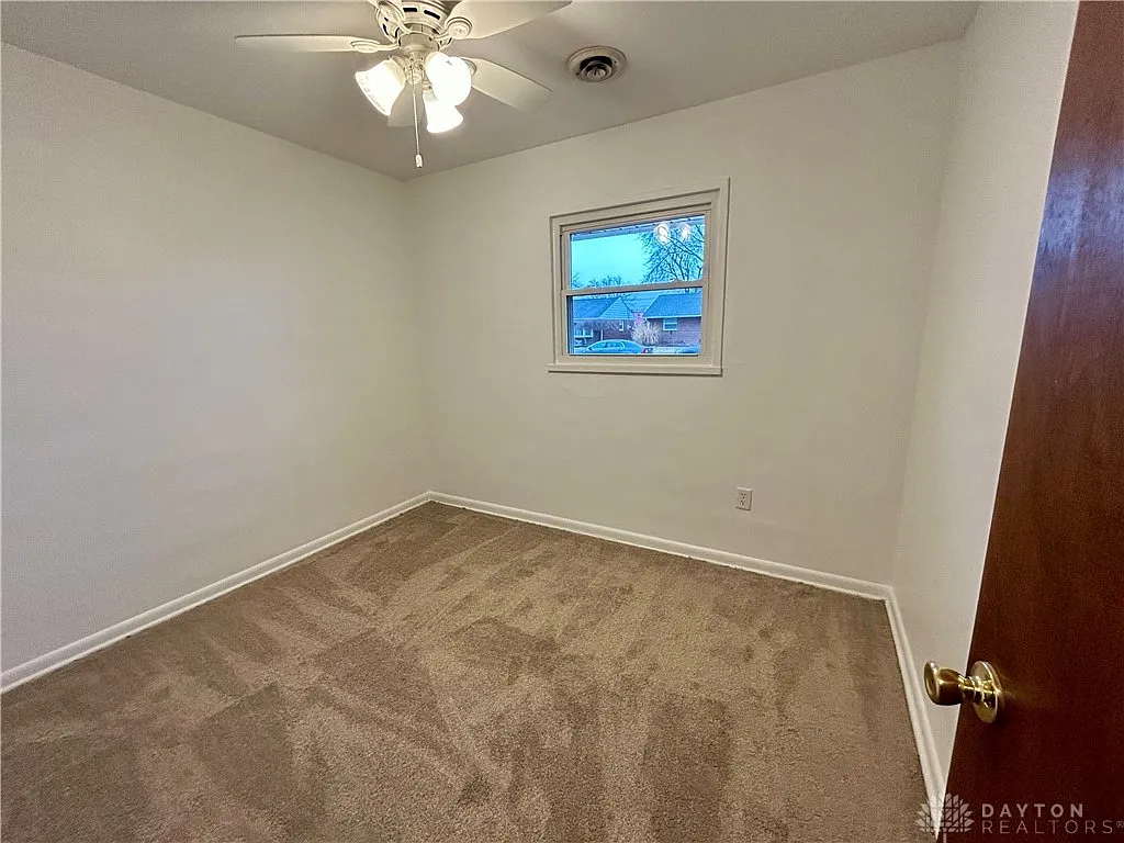 850 Stewville Dr, Vandalia, OH 45377 