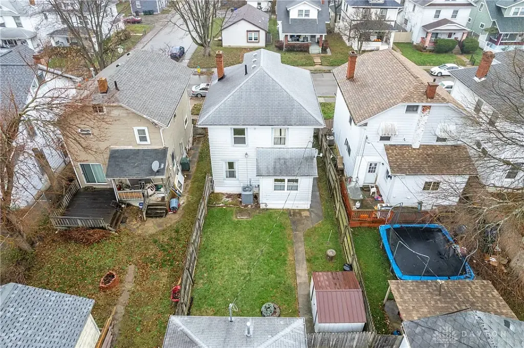 445 Santa Cruz Ave, Dayton, OH 45410 